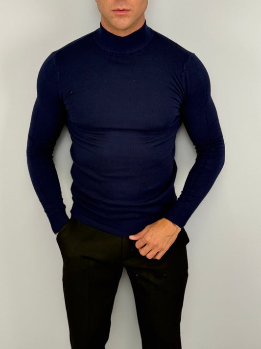 SUÉTER DE CUELLO ALTO AJUSTADO