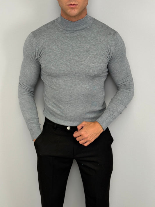 SUÉTER DE CUELLO ALTO AJUSTADO